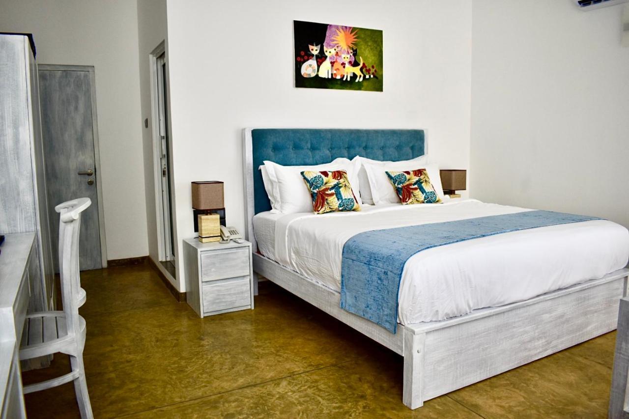 Smeralda Hotel Zuid-Dikwella